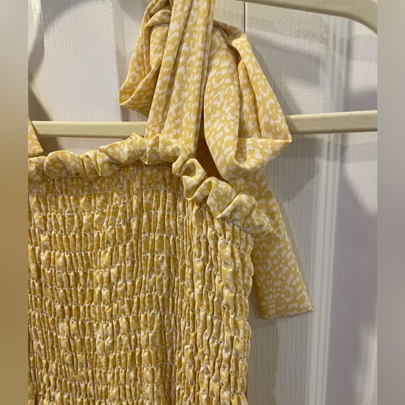 yellow and white spotted dress - Picture 6 of 9